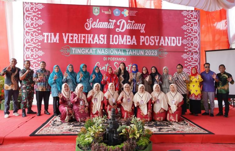 Tim Verifikasi Pusat Nilai Posyandu Berprestasi Tingkat Nasional 2023 di Duri