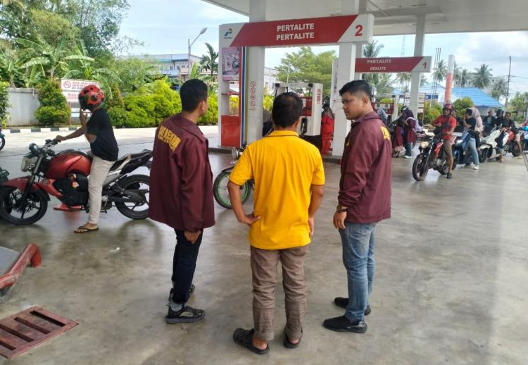Pastikan Stok BBM, Satreskrim Polres Kepulauan Meranti Cek SPBU
