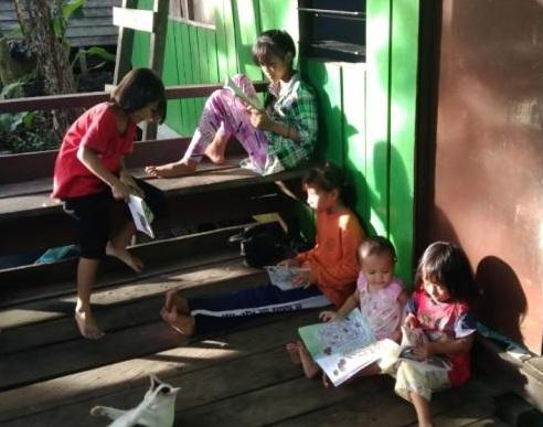 Dirikan Taman Baca Mandiri, Asa Petani Sawit di Kaltara Anak-anak Bisa Lupakan Gadget