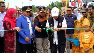 Kadis Pariwisata Kepulauan Meranti Buka Lomba Stan Bazar Desa Bandul
