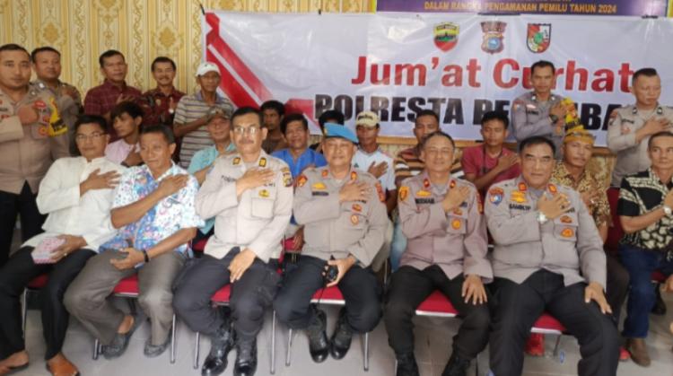 Polsek Pekanbaru Kota Gelar Jumat Curhat, Pedagang hingga Tukang Parkir Sampaikan Aspirasinya