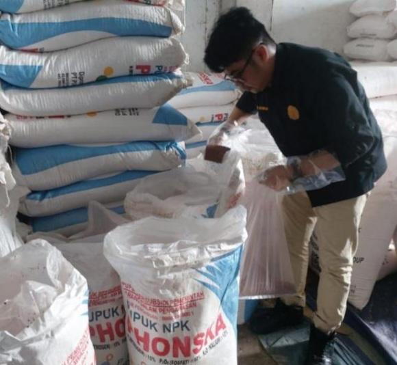 2024, Impor Pupuk Naik Signifikan Capai 70 Persen di Riau