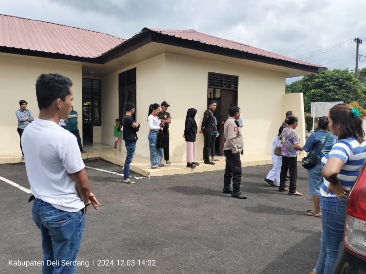 Ricuh ! Vonis Komplotan Pelemparan Bom Molotov Rumah Wartawan Tak Mencerminkan Keadilan