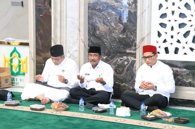 Wali Kota dan Wakil Wali Kota Binjai Hadiri Halalbihalal dan Tepung Tawar Jamaah Calon Haji