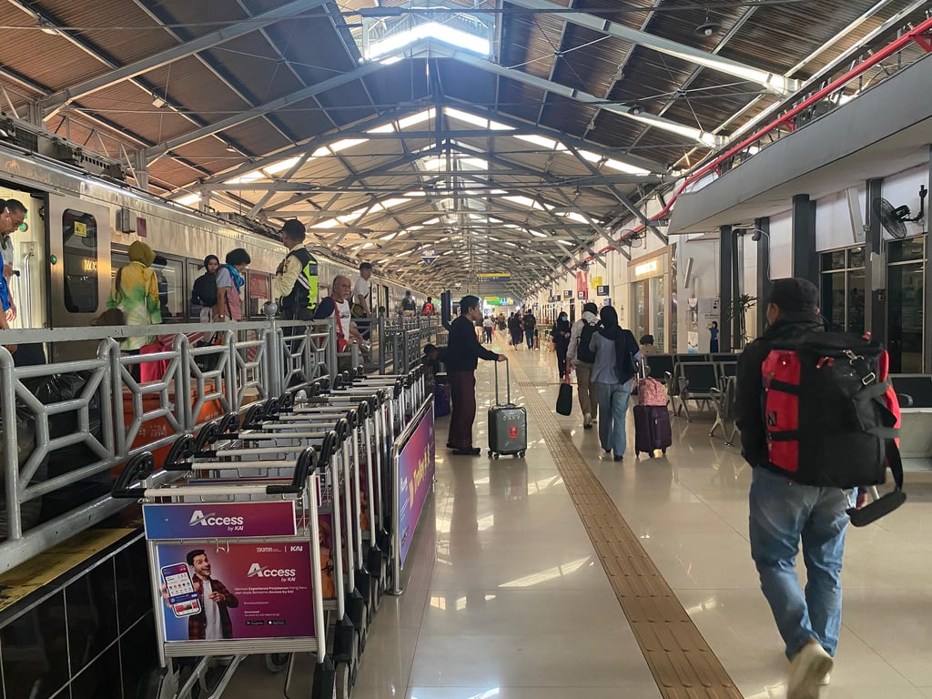 Terimakasih! KAI Daop 8 Surabaya Siap Terus Layani Perjalananmu dengan Nyaman dan Aman