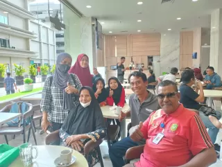 Pak Uban Sosok Relawan Penopang Pasien Rujukan dari Kepulauan Meranti ke Pekanbaru