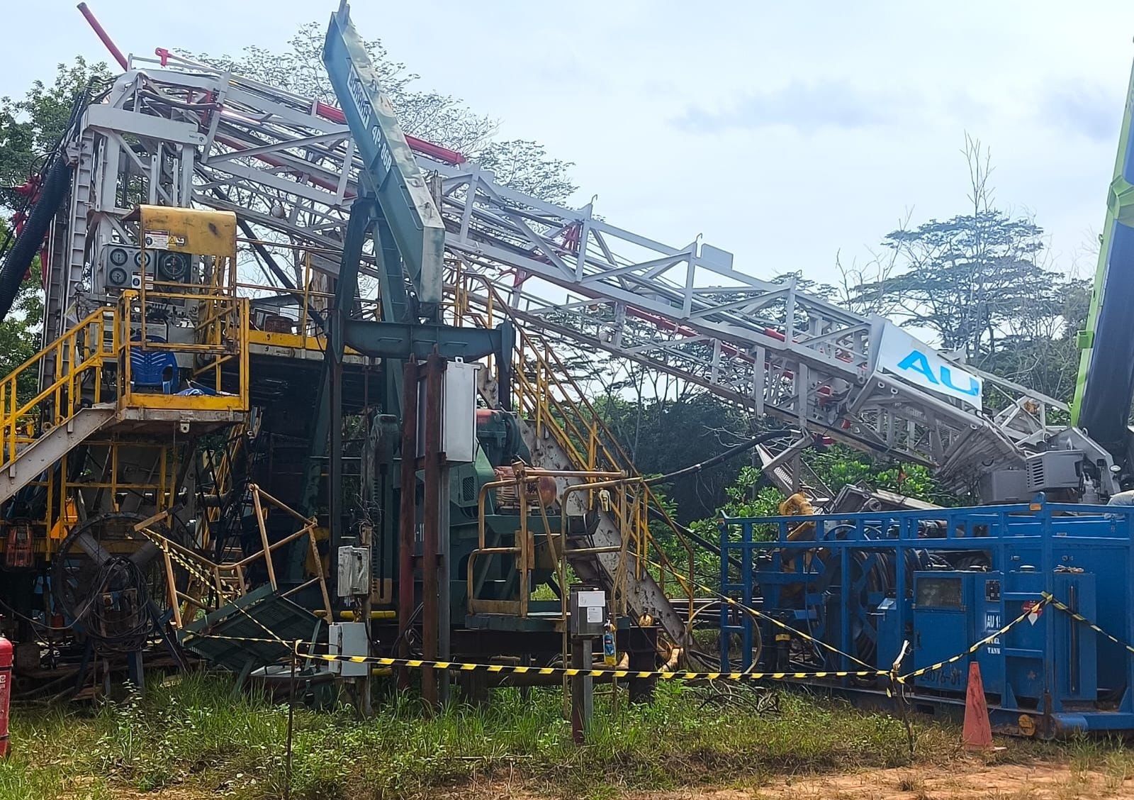 Notifikasi Insiden di 4P-84B: Mast Rig AU-17 Bengkok Rebah ke Arah Catwalk Korban 1 Orang