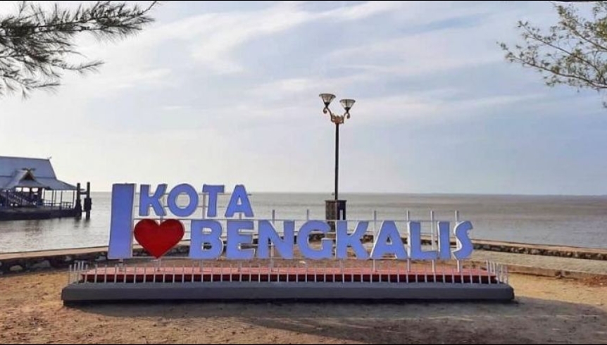 Cerita Bengkalis: Tiga Tahun Berturut-turut Tunda Bayar, Pengelolaan APBD Dinilai Gagal Total