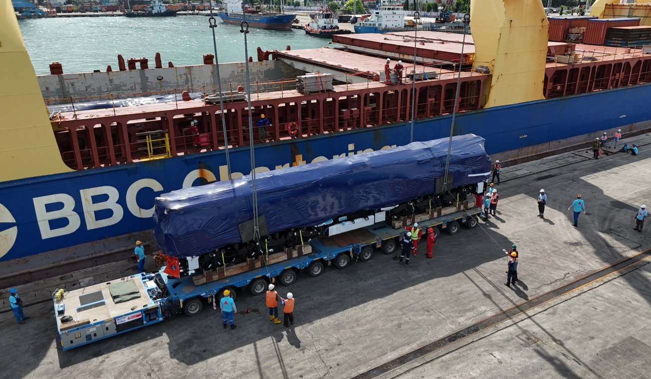 Pengadaan 54 Lokomotif CC 205 Tuntas, KAI Divre IV Siap Amankan Ketahanan Energi Nasional