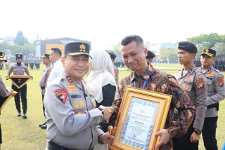 Ungkap Kasus Gajah hingga Narkoba, Total 161 Personel dan Warga Terima Penghargaan Polda Riau