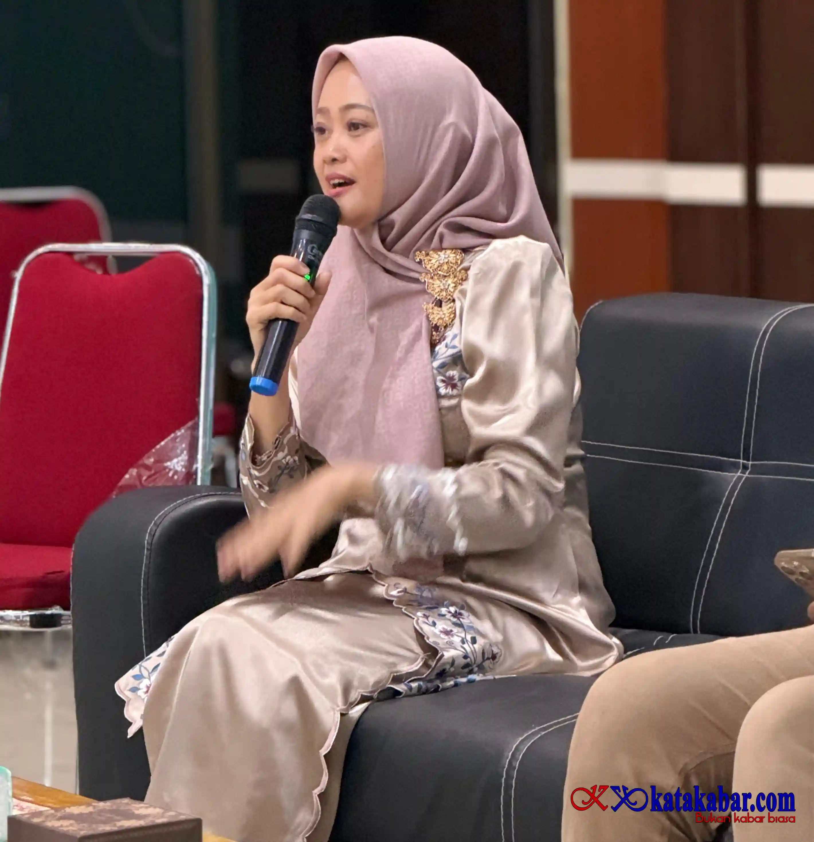 Pengrajin Bisa Naik Kelas Lewat Batik Sawit Lantaran Pasar Terbuka Luas