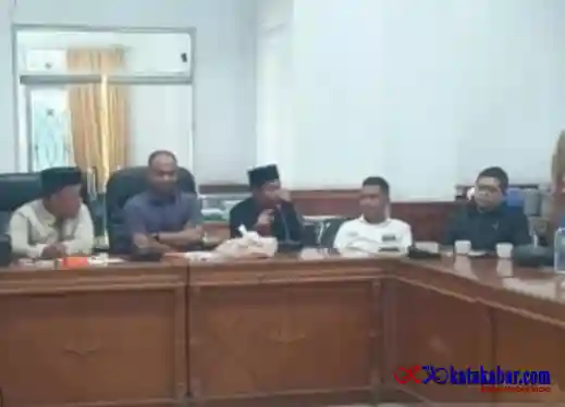 DPRD Batang Hari gelar Mediasi Terhadap Ratusan Buruh