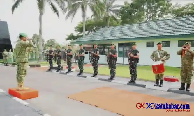 Danyonif 132 Bima Sakti Berganti, Letkol Inf Hendri Sihombing Disambut Tradisi Kehormatan dan Adat Melayu