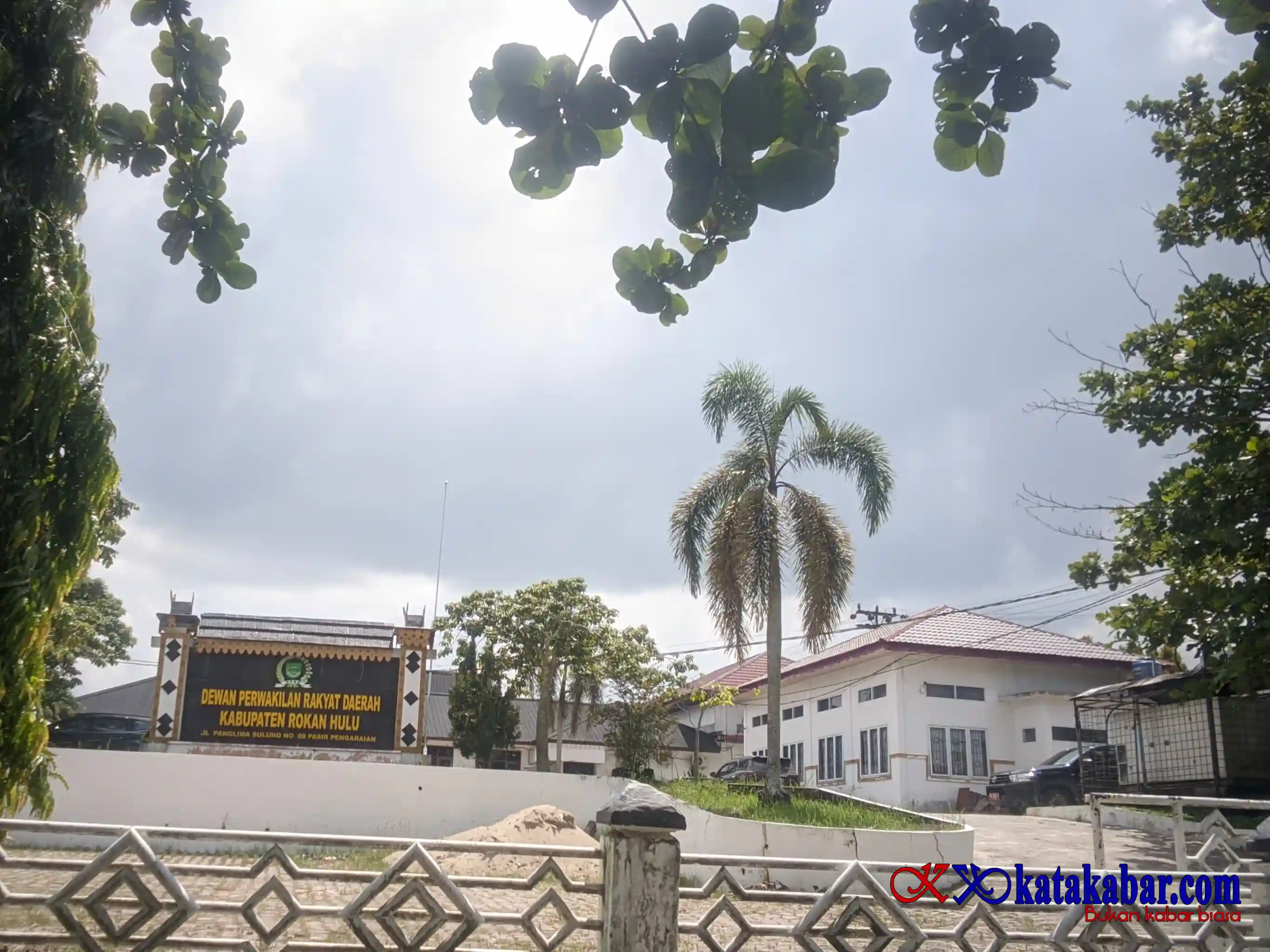 Uang Rakyat Bukan Ajang Bagi-bagi Jatah Elit! DPRD Rohul Digoyang Isu SPPD Fiktif dan Pembagian Pokir Tak Adil