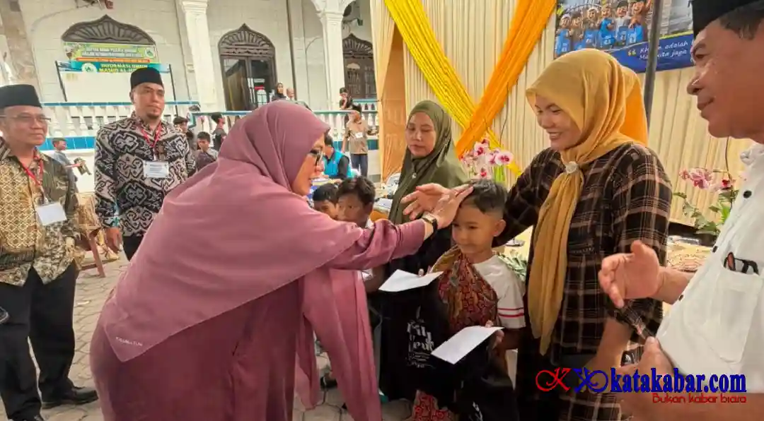 BKM Alhidayah dan Yayasan Cahya Usmani Center Khitan 60 Anak Yatim dan Dhuafa di Medan