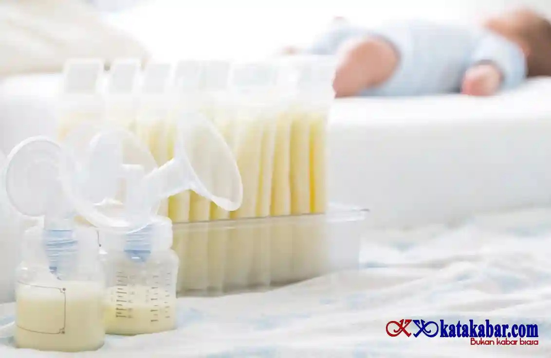 Tak Sekadar ASI Pertama, Ini Alasan Kolostrum Dijuluki Liquid Gold