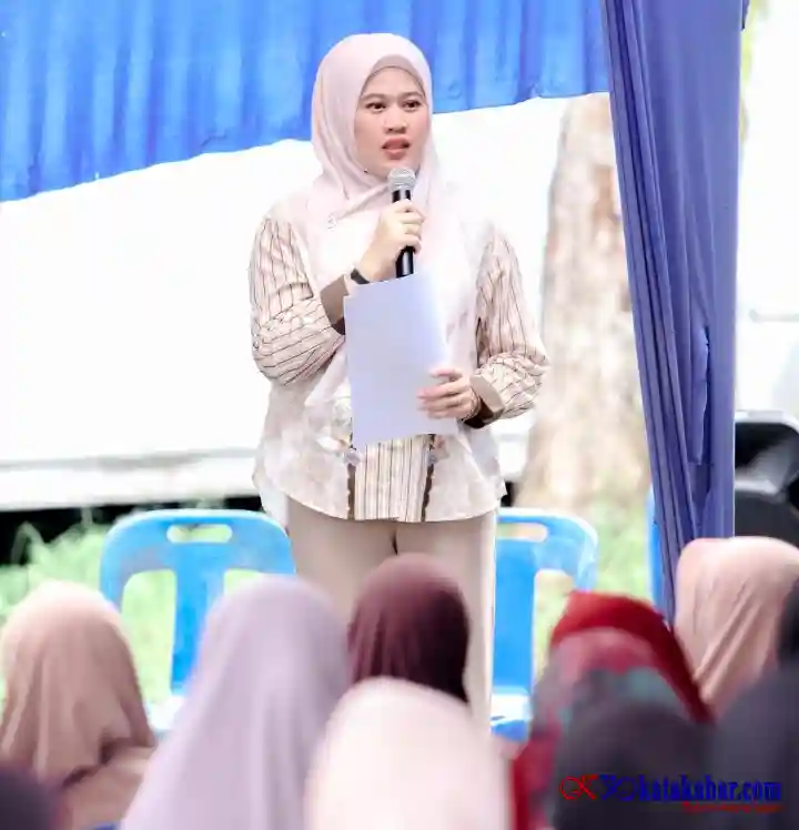 Dyan D Ajak Masyarakat Lebih Melek Perda Lewat Kuis Interaktif Saat Sosialisasi Perda Koperasi dan UMKM