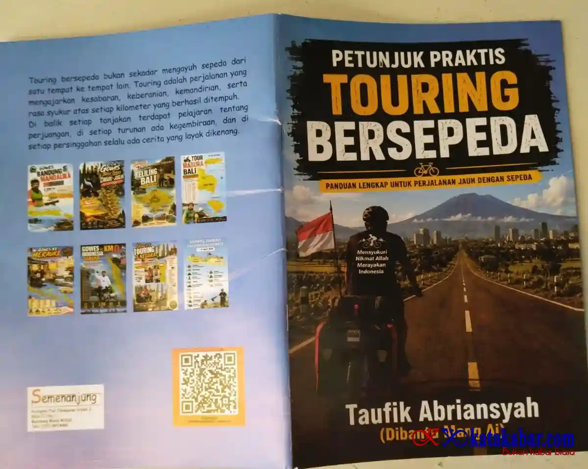 Resensi Buku : Ketika Sepeda Menjadi Guru Perjalanan