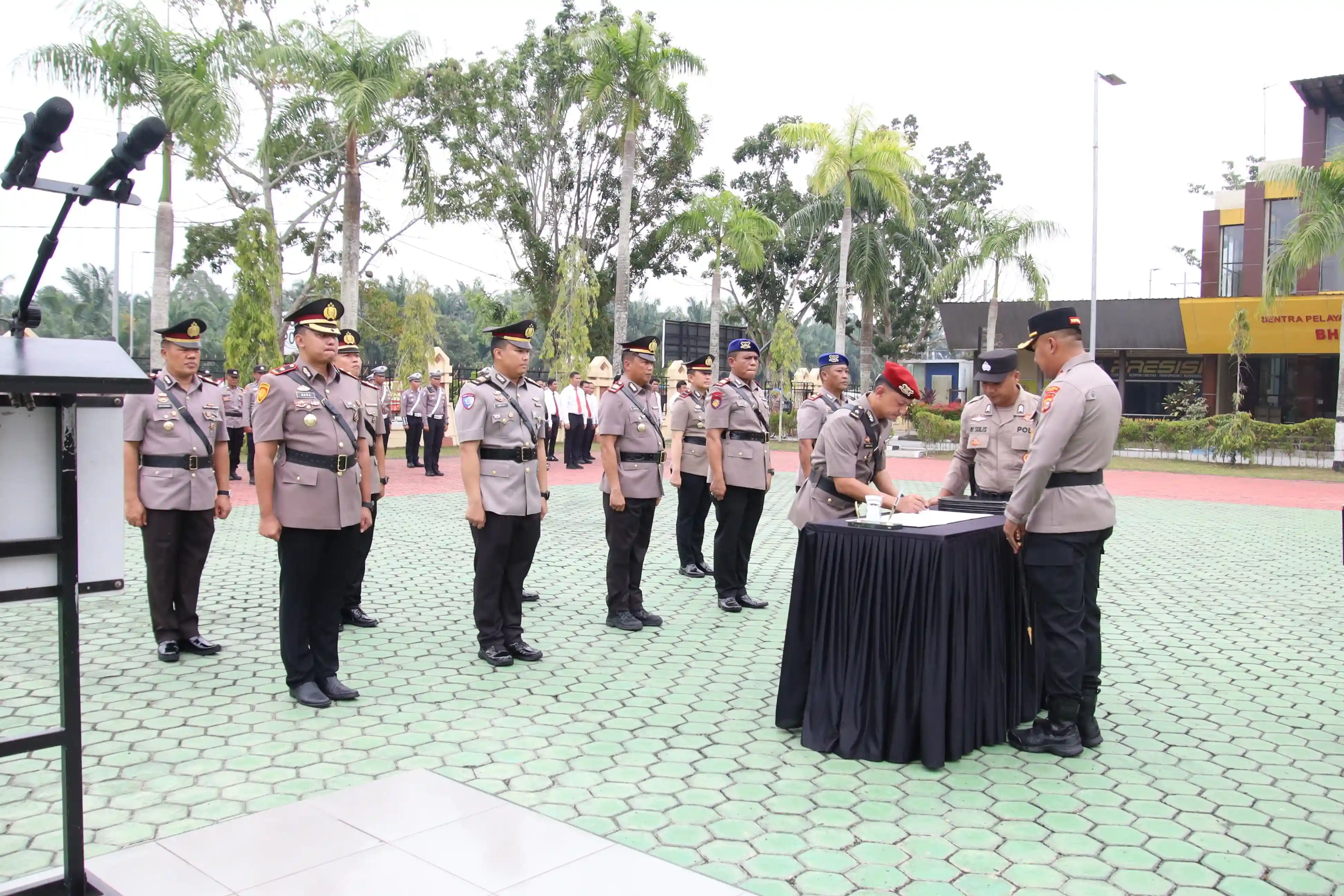 Tiga Kasat dan Empat Kapolsek di Siak Berganti, Ini Nama-namanya