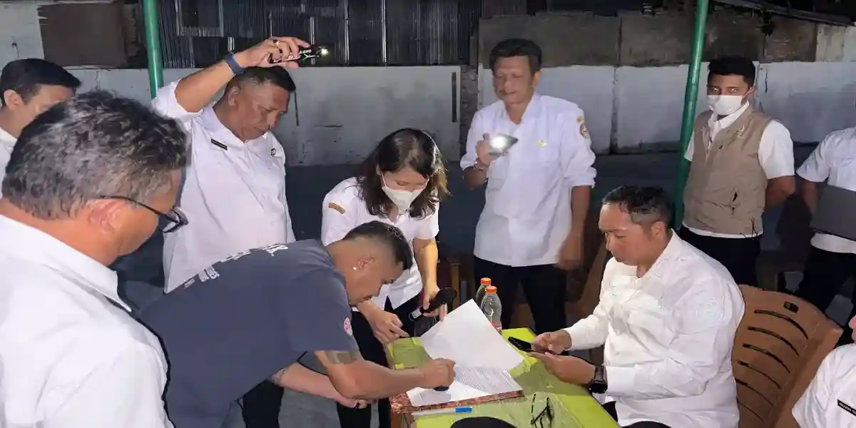 Pedagang Direlokasi, Pembongkaran Kios Mulai Dilakukan Secara Bertahap