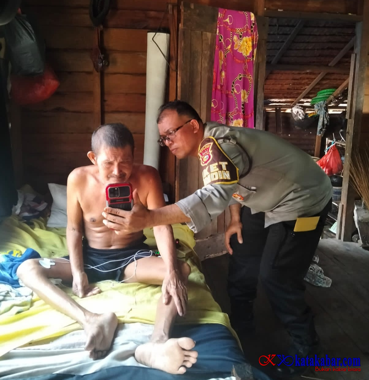 Program Perlinsos Polres Kepulauan Meranti: Aipda Ferdinan Jemput Bola Daftarkan 210 Warga