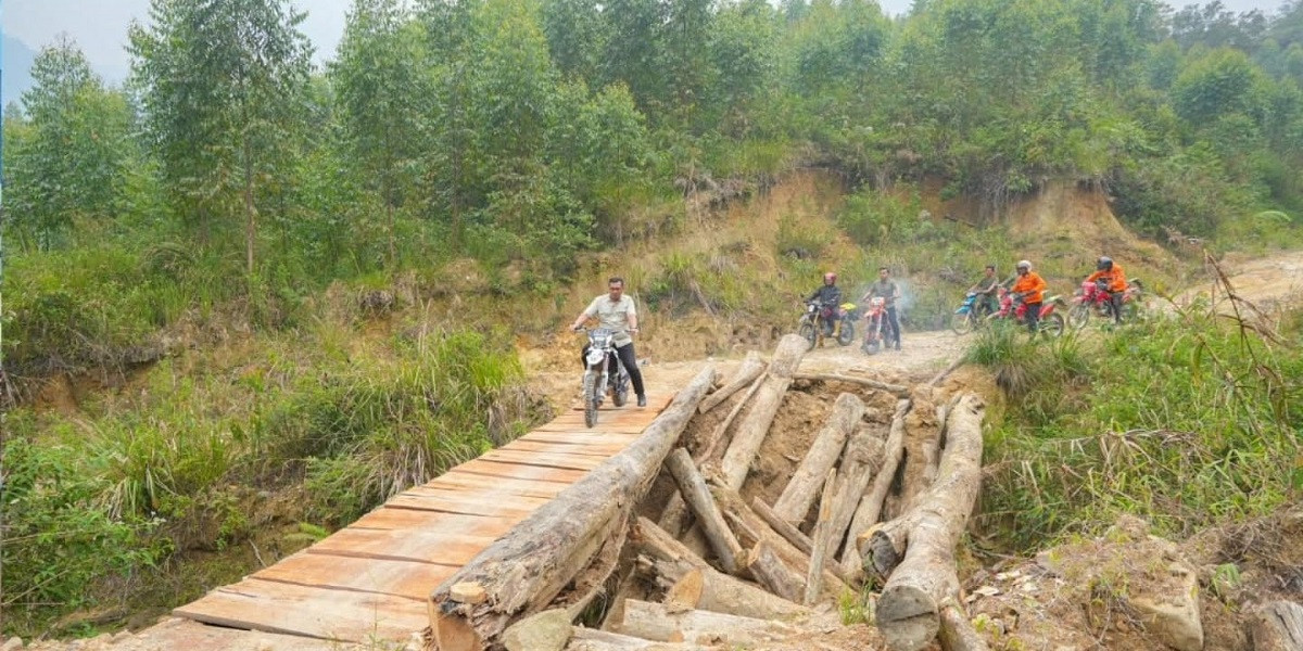 Tiga Jembatan Rusak, Warga Meranti Utara Kesulitan Akses Transportasi