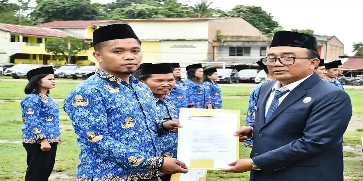 SK PPPK Paruh Waktu Samosir: Wabup Serahkan 781 SK di Hari Sumpah Pemuda