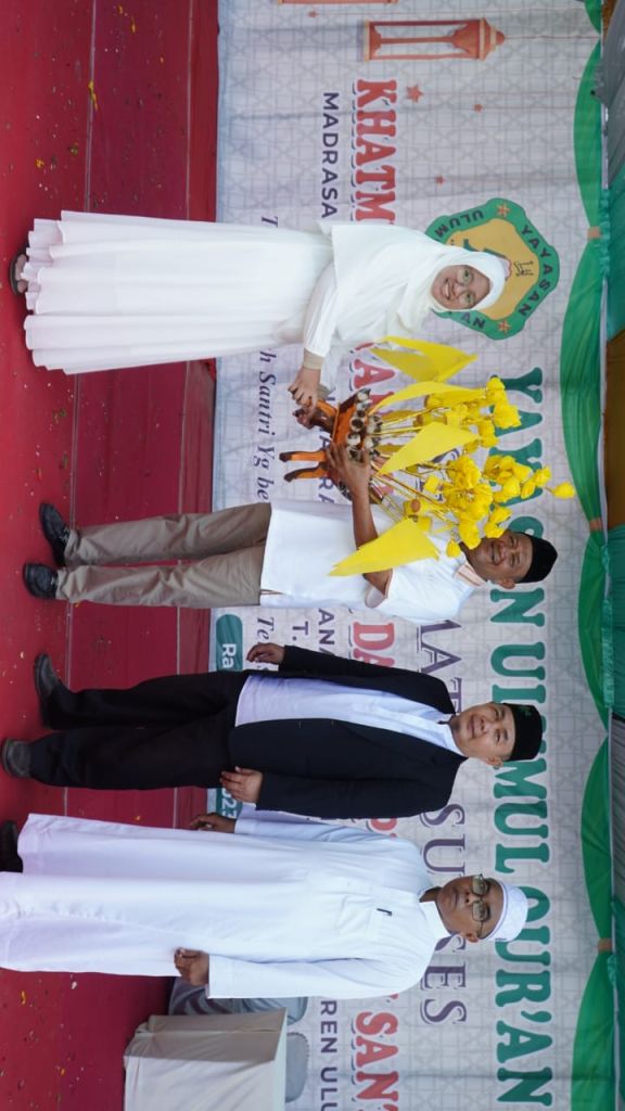 Hadiri Wisuda Ulumul Quran, Syah Afandin Berikan Hadiah Umroh ke Santri Hafiz 30 Juz